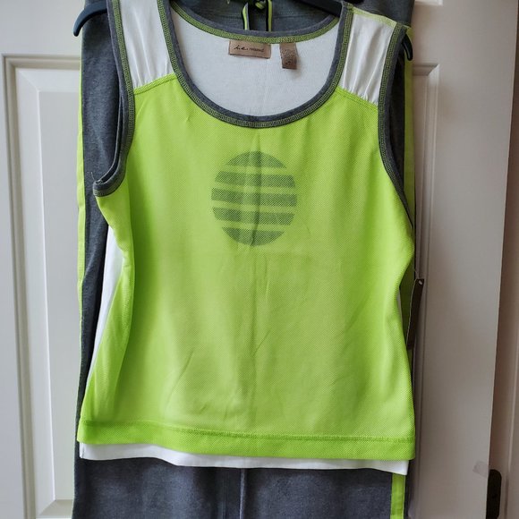 ie RELAXED TWO PIECE JOG SET - Picture 1 of 11